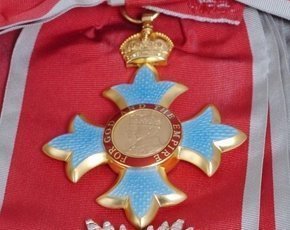 HonoursMedal-2014-PressAssociation-290px.jpg