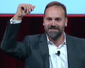 Mark-Shuttleworth-HK-Nov13-290px.jpg