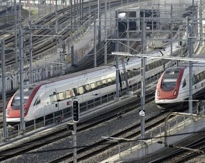 SBB-CFF-FFS-trains-Zurich-290px.jpg