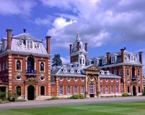 Wellington_College_South_Front.jpg