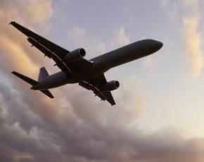 plane_sunset_clouds.jpg