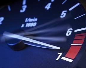 speedometer_white_black_red_7.jpg