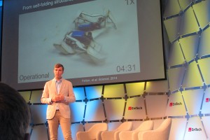 Harvard University roboticist Robert Wood
