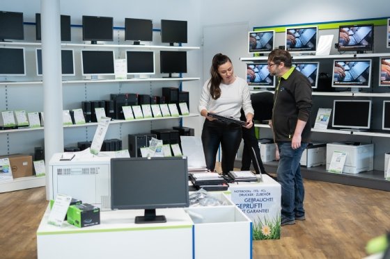 Abbildung 3: Refurbished Geräte sind auch in Shops verfügbar.
