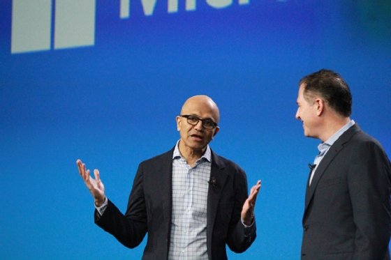 Abbildung 2: Michael Dell und Satya Nadella kündigten auf der Dell World eine engere Kooperation zwischen Dell und Microsoft an.