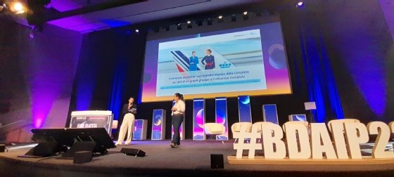 Photo de la présentation de Julie Pozzi d'Air France - KLM lors de Big Data Paris 2023