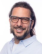 Headshot of Dobo Radichkov, chief data officer at health and well-being retailer Holland & Barratt