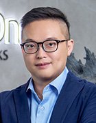 Headshot of Terence Liu.
