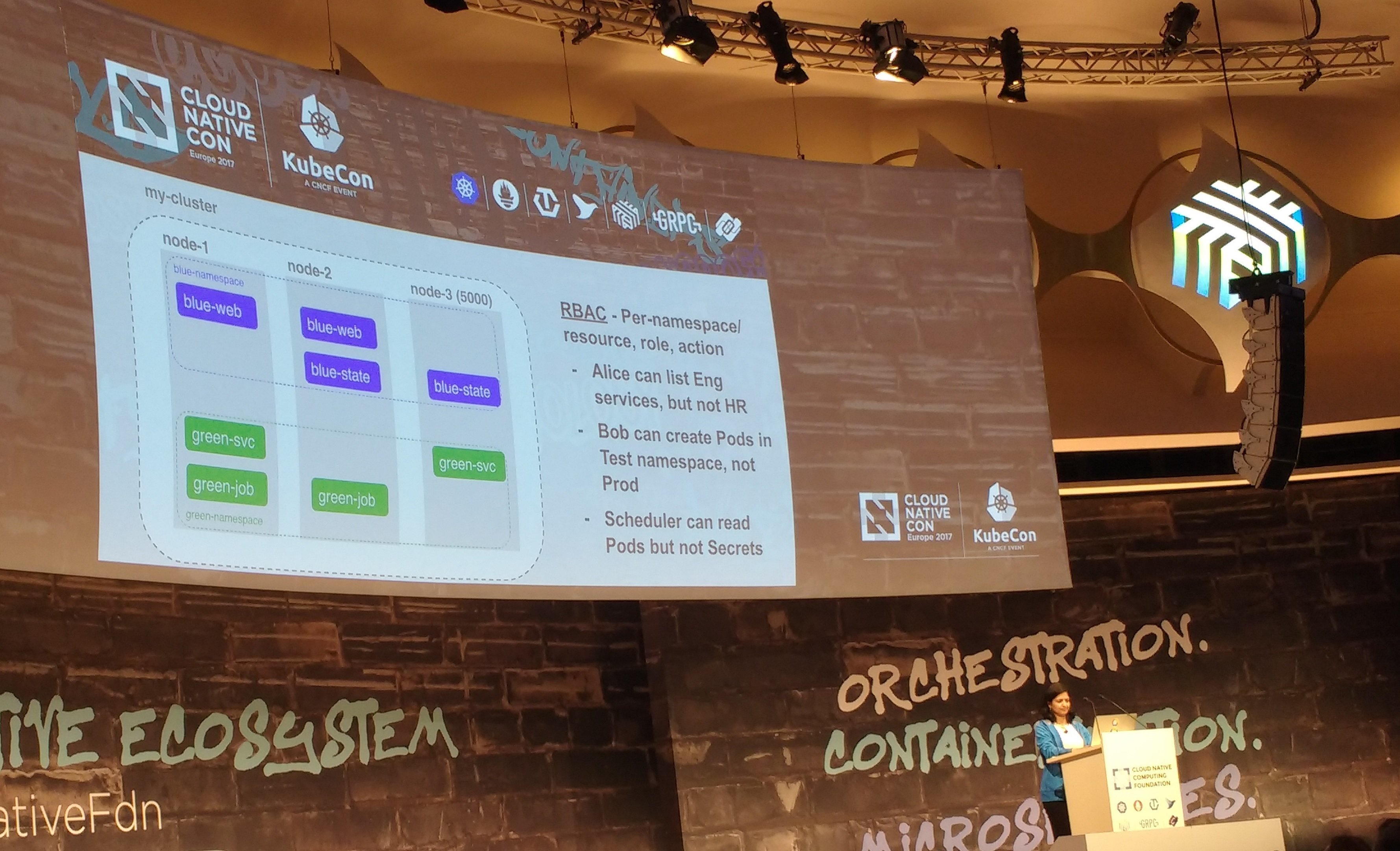Aparna Sinha von Google während der RBAC-Demonstration auf der CloudNativeCon/KubeCon 2017.