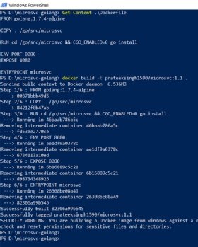 Abbildung 3: Dieser Befehlssatz setzt ein existierendes Container Image auf, legt den erstellten Code hinein und startet ihn.