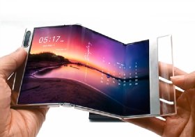 S-Foldable Samsung Display smartphone expanded