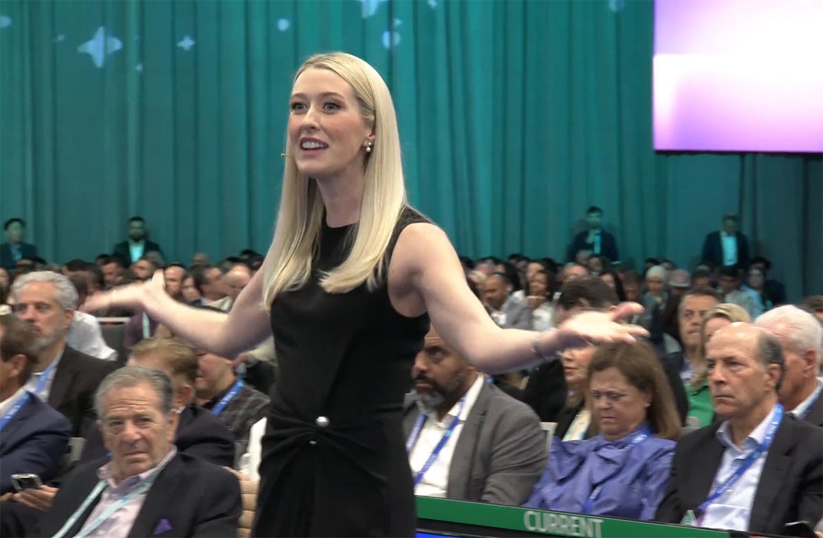Katie O'Neil Dreamforce keynote photo