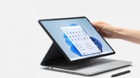 The Surface Pro 8 has two Thunderbolt ports on one side