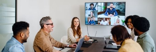 Wie unterscheiden sich Zoom Meetings und Zoom Rooms?