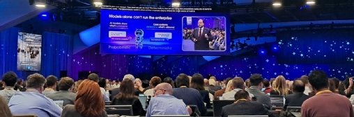 Dreamforce 2026 : les pontes du secteur le confirment, ralentir l’IA n’est pas au programme